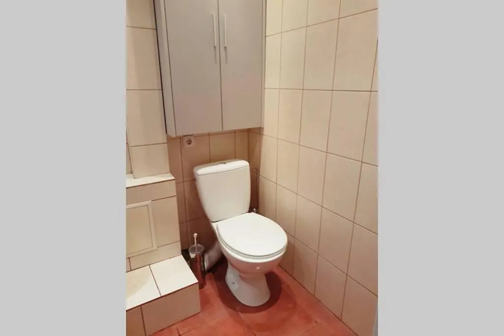 Apartment On Garmatna 基輔